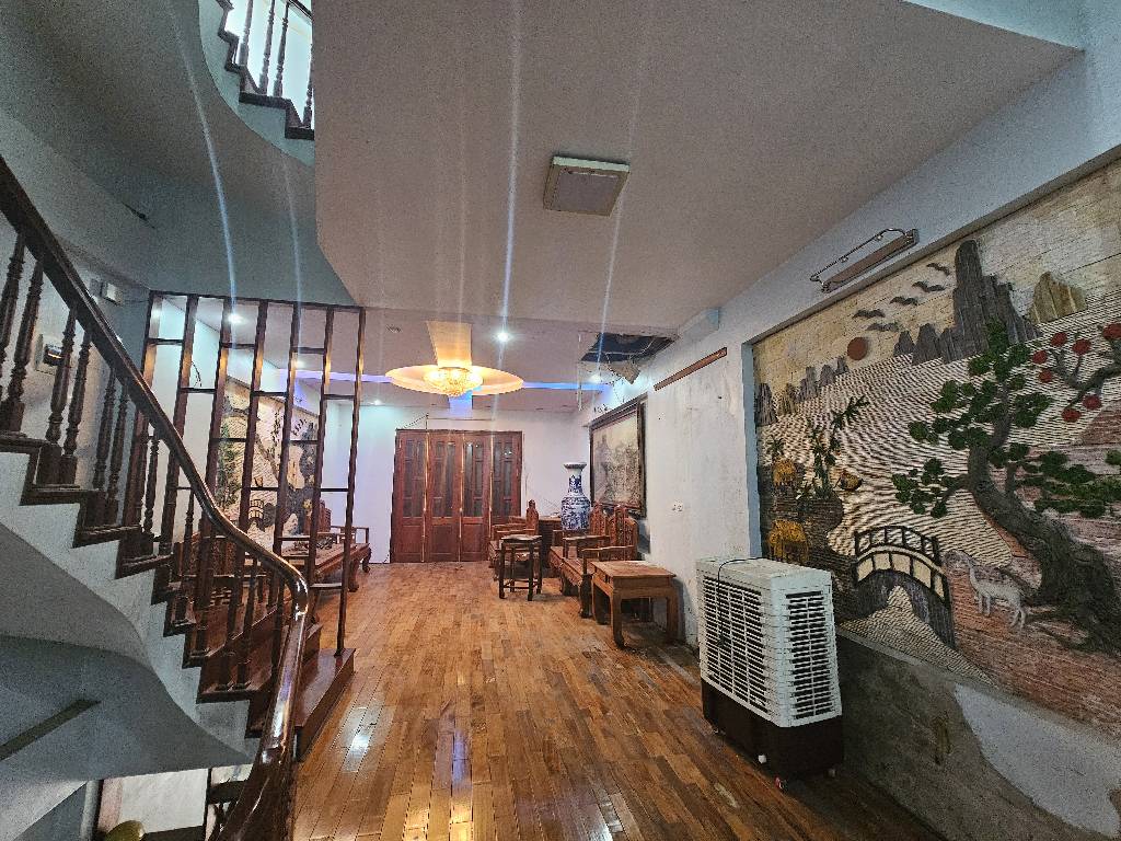 Hơn 4 tỷ, 70 m 6 tầng Văn Tự thường tín